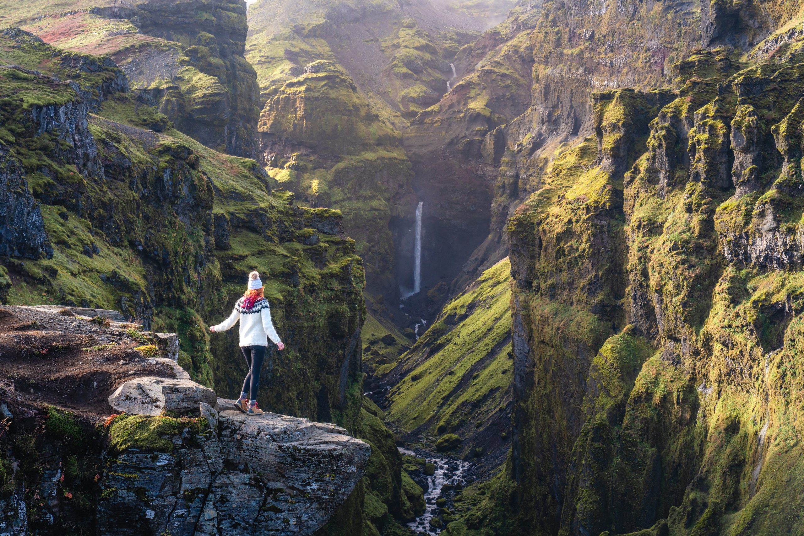 roamfreerebecca-mulagljufur-canyon-iceland-europe-01446