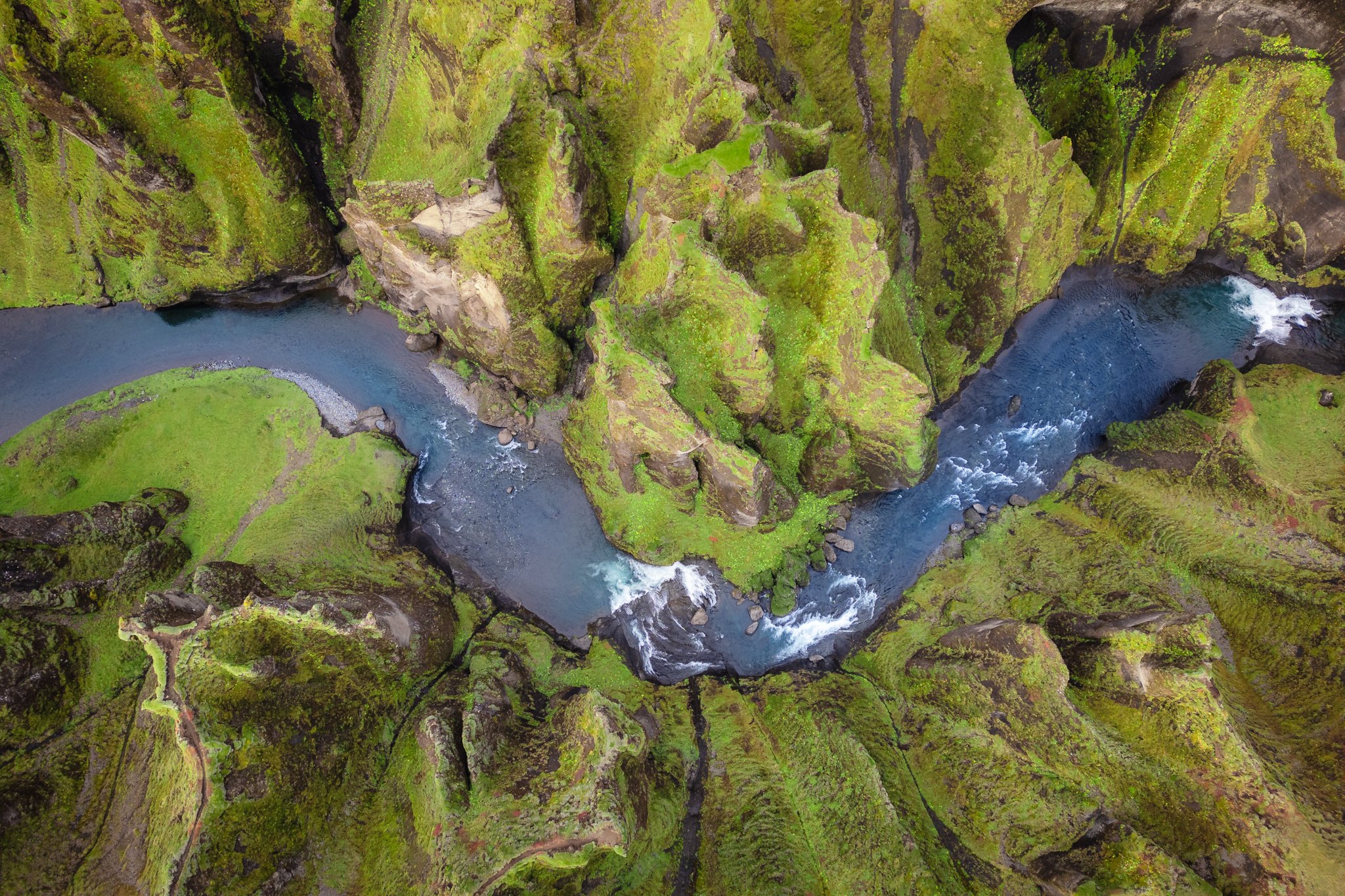 roamfreerebecca-iceland-europe-drone-0081