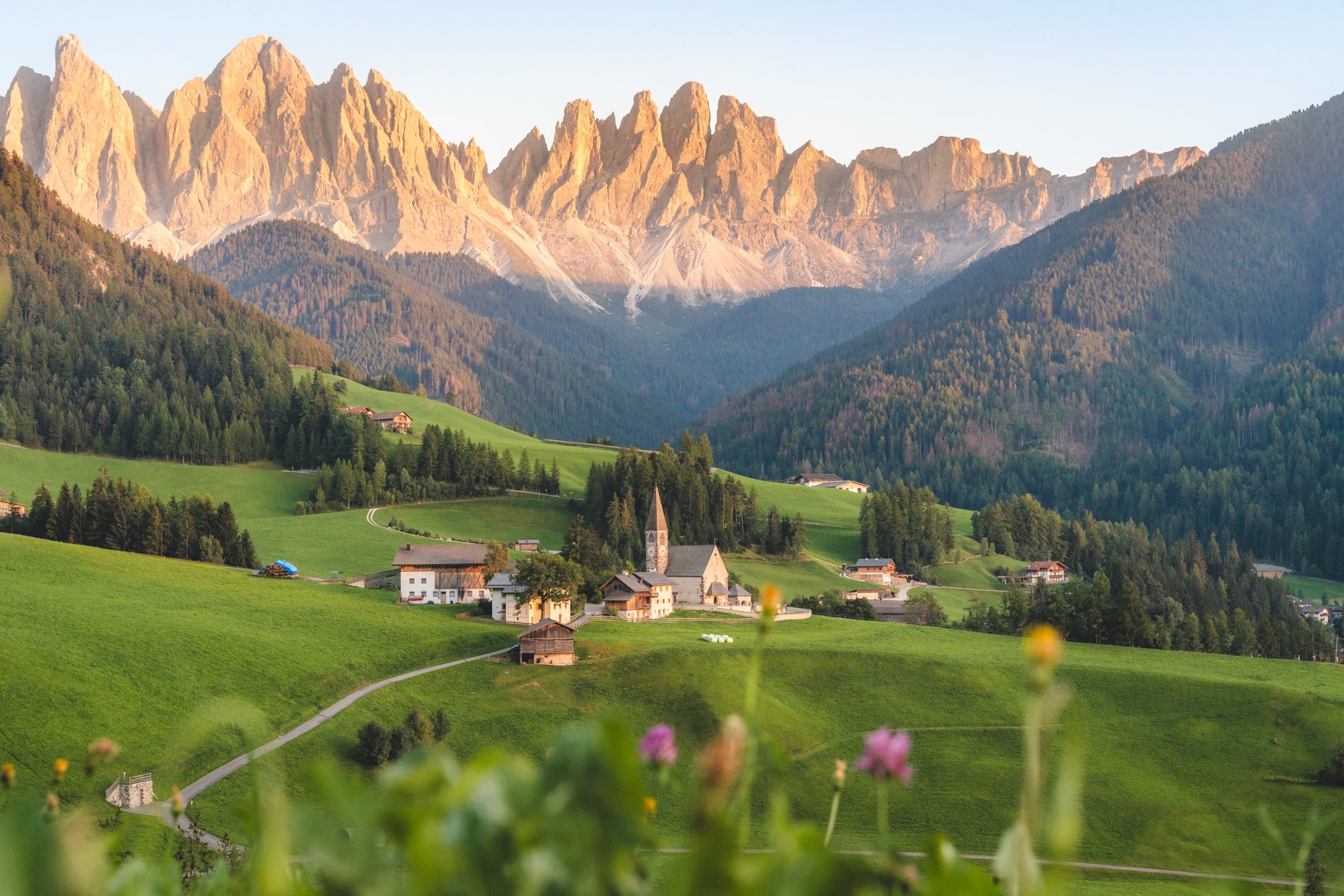 roamfreerebecca-panorama-santa-maddalena-church-val-di-funes-dolomites-italy-europe-world-trip-00371