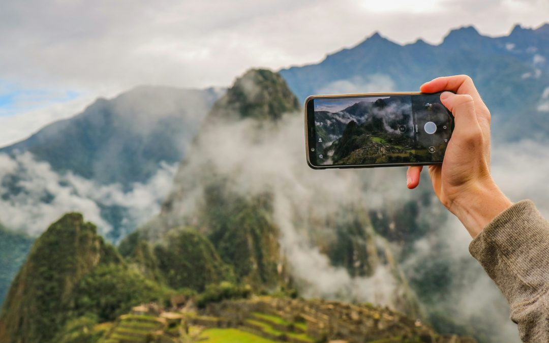 eSIM Pros and Cons: Why you NEED an eSIM for your Travels