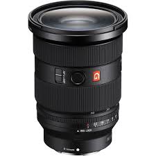 roamfreerebecca-best-travel-photography-gear-camera-lens-sony-24-70