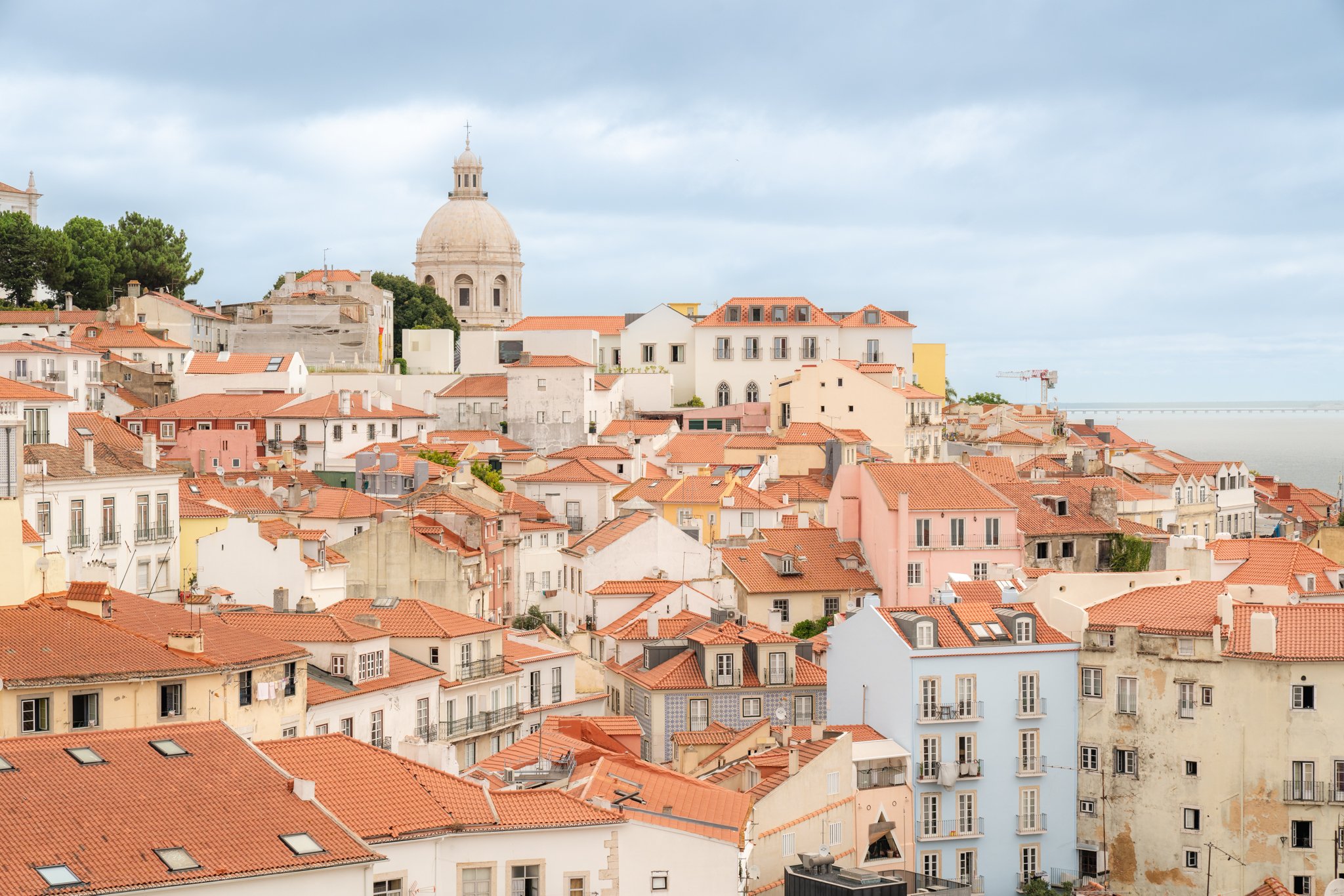 roamfreerebecca-Alfama-District-lisbon-portugal-europe-world-trip-01917