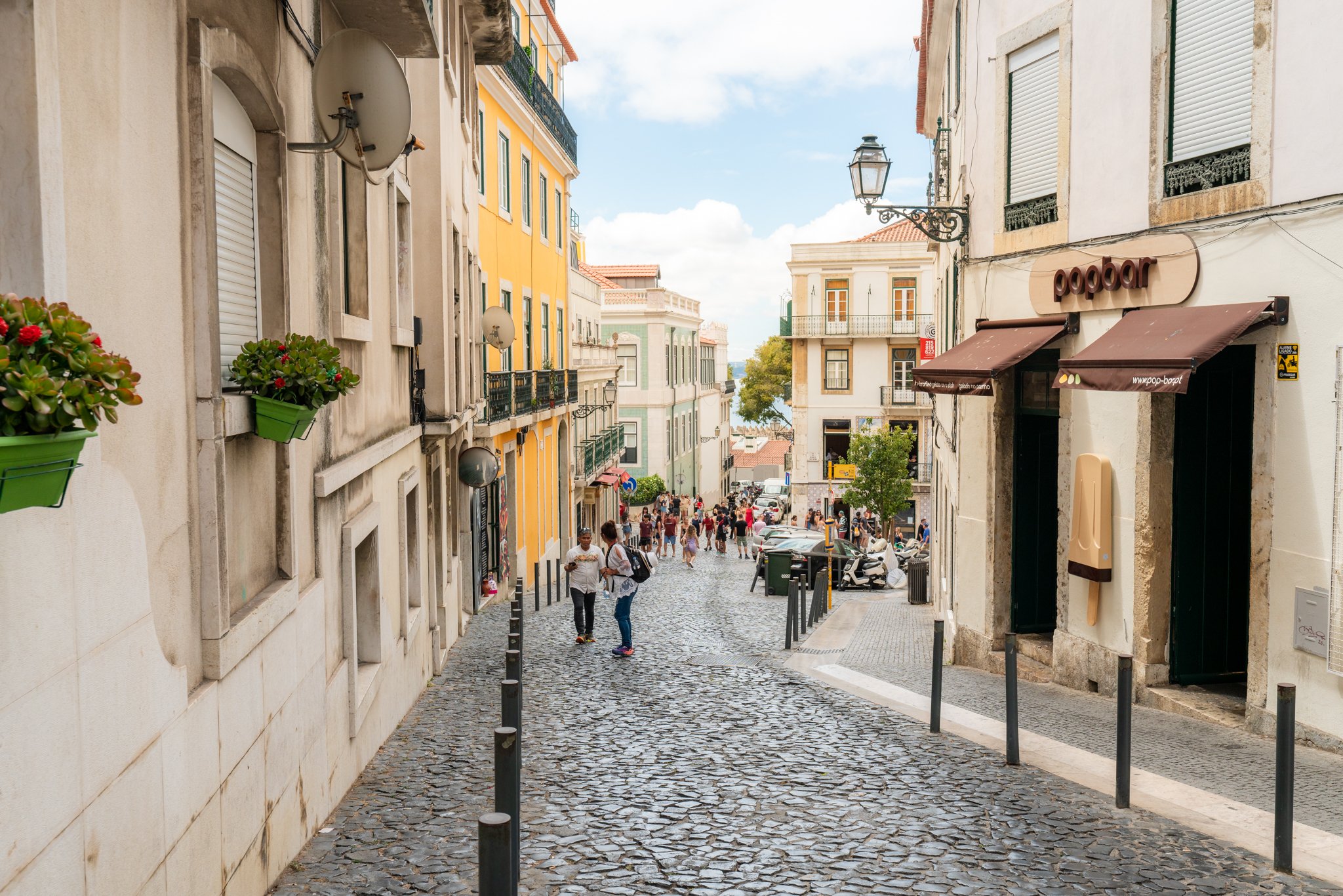 roamfreerebecca-Alfama-District-lisbon-portugal-europe-world-trip-01952