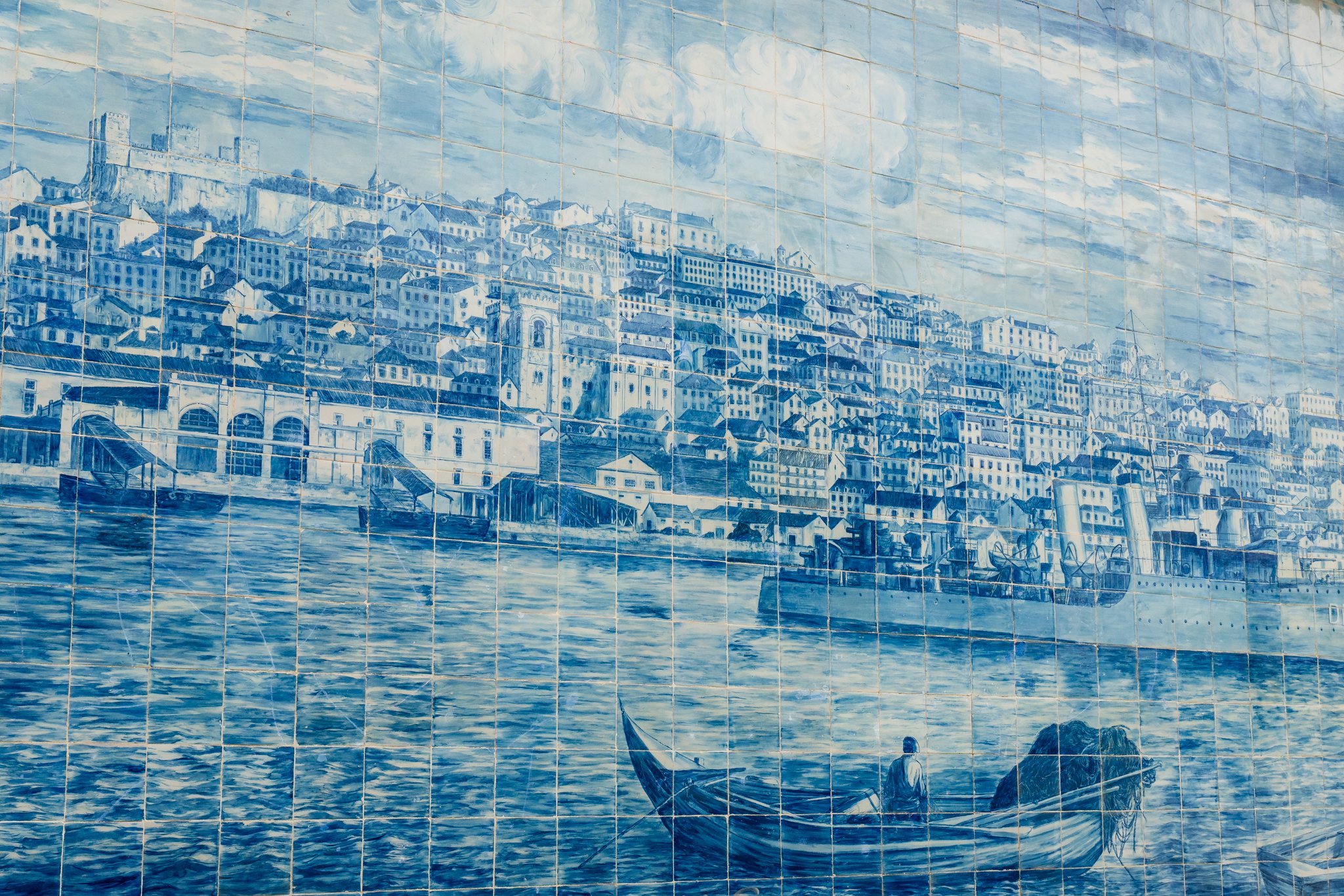 roamfreerebecca-azulejo-blue-tile-lisbon-portugal-europe-world-trip-01657