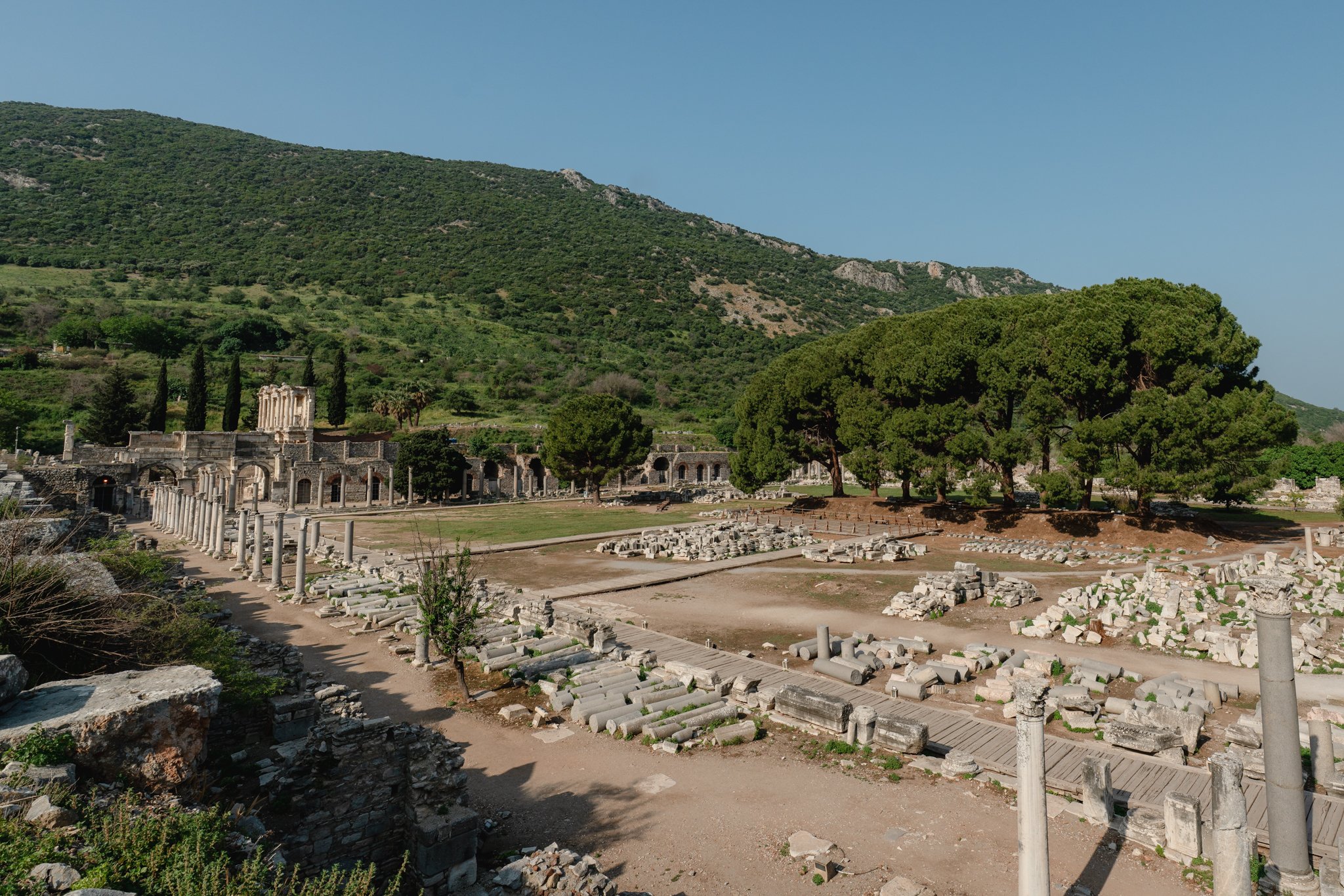 roamfreerebecca-ephesus-turkey-türkiye-europe-asia-middle-east-world-trip-05212