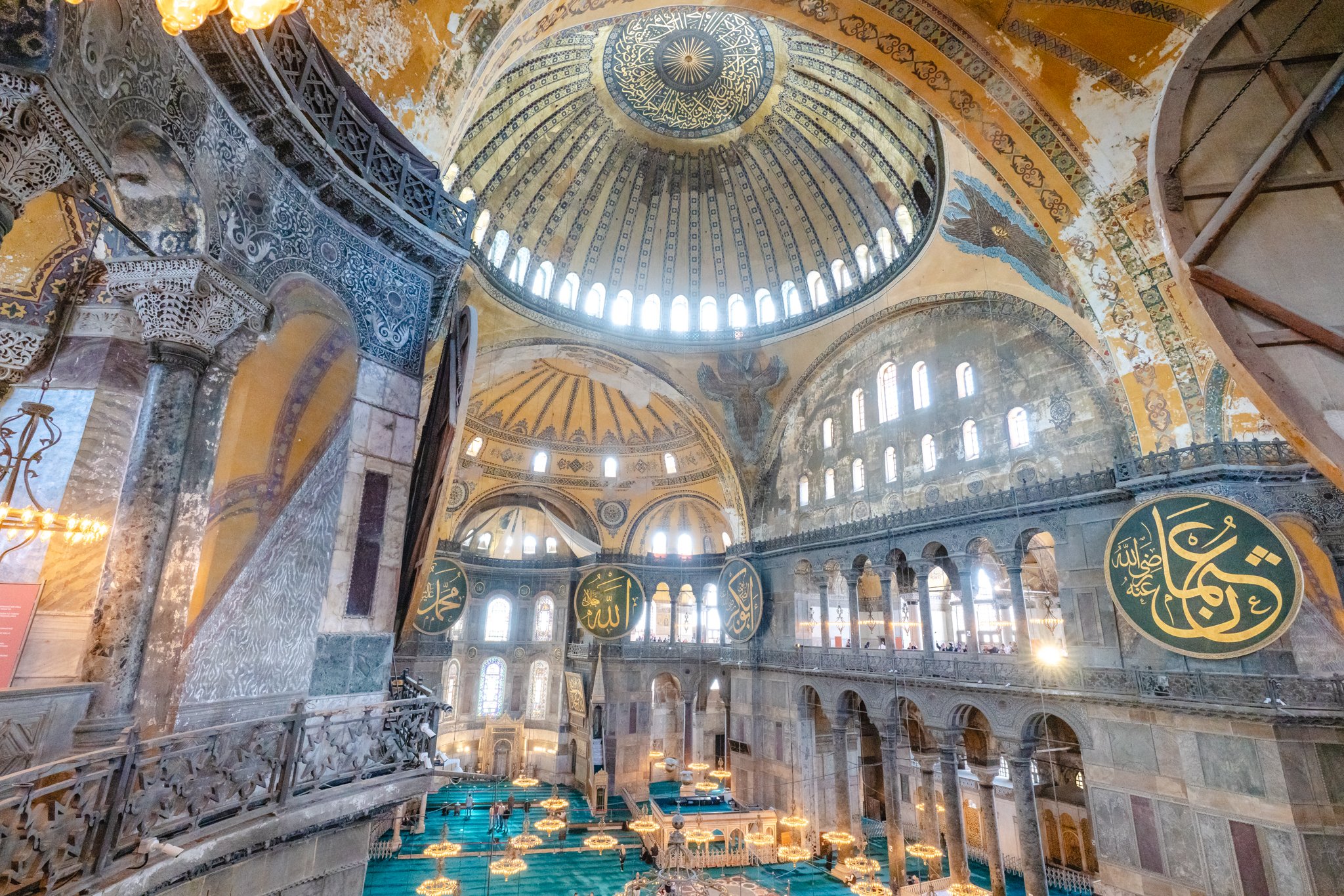 roamfreerebecca-hagia-sofia-istanbul-turkey-türkiye-europe-asia-middle-east-world-trip-01698