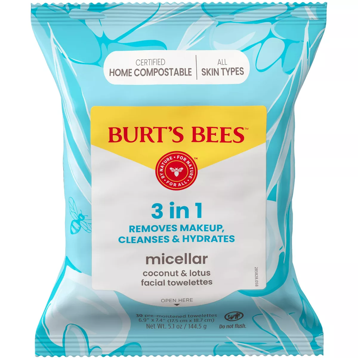 roamfreerebecca-carry-on-essentials-cleansing-towelette
