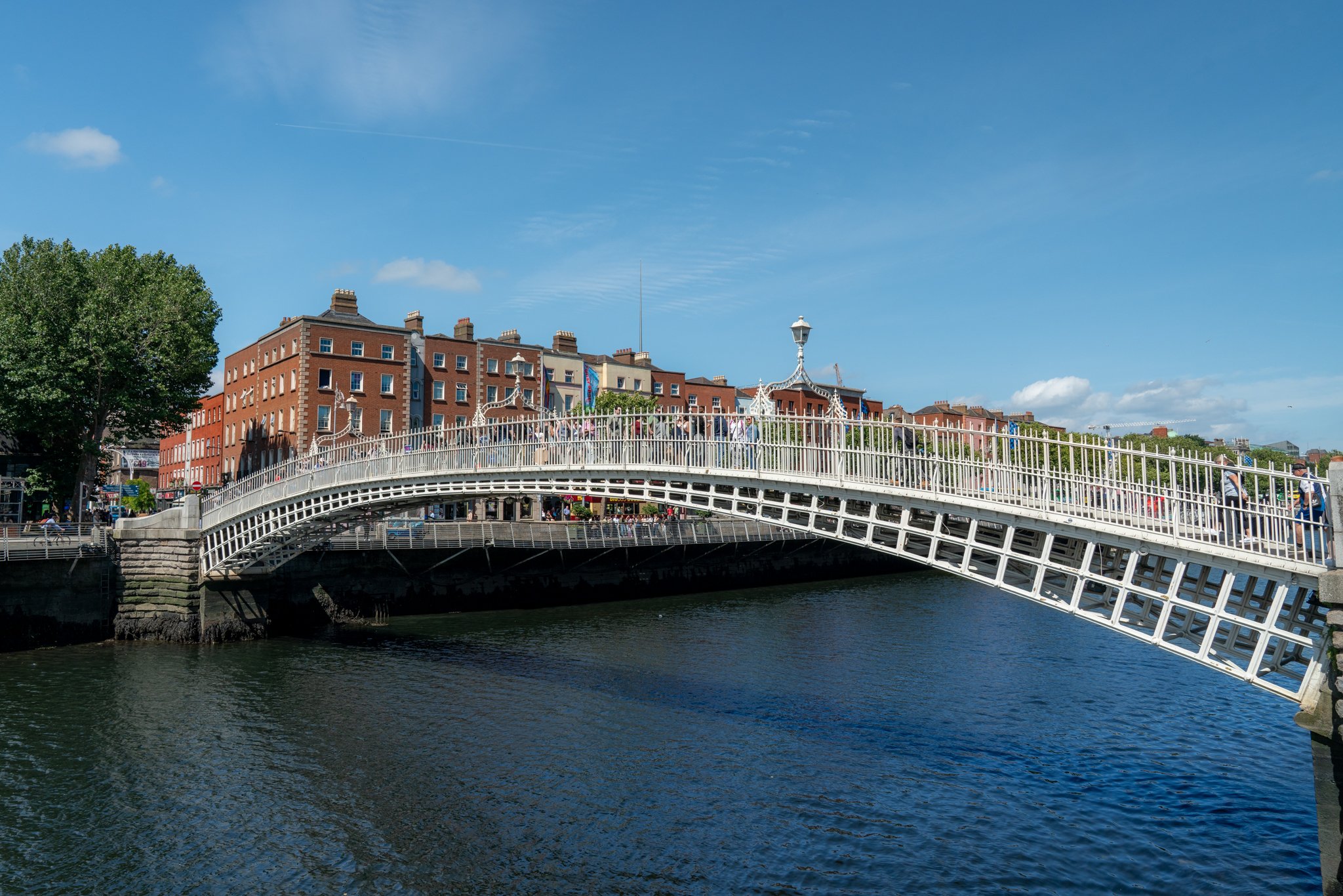 roamfreerebecca-river-liffey-dublin-ireland-europe-07531