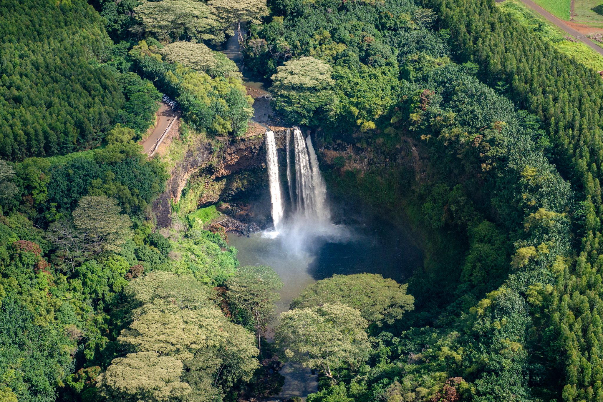 roamfreerebecca-Wailua-falls-helicopter-kauai-hawaii-united-states-north-america-2389