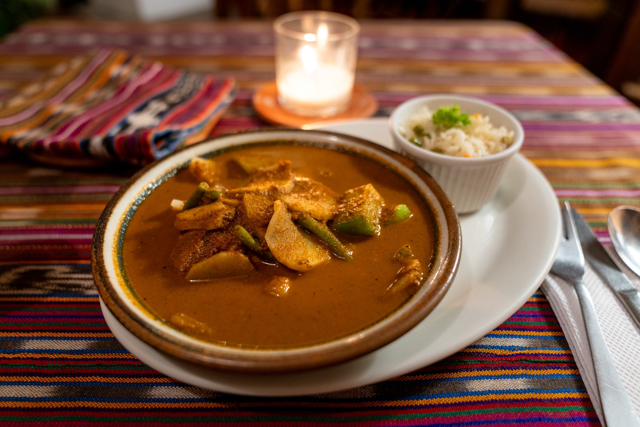 roamfreerebecca-soup-food-guatemala-central-america-world-trip-01528