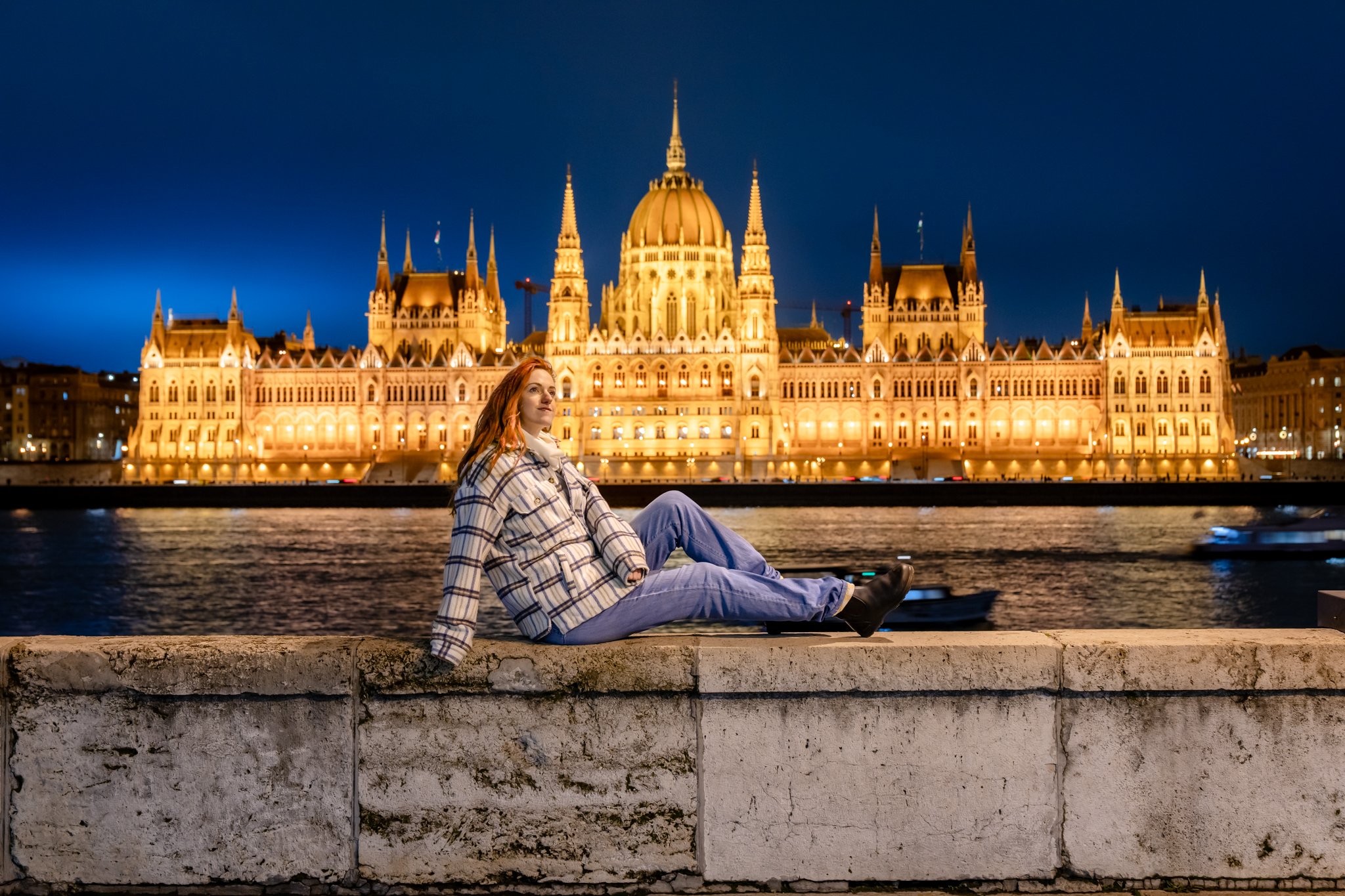 roamfreerebecca-hunganrian-parliament-building-budapest-hungary-europe-00056