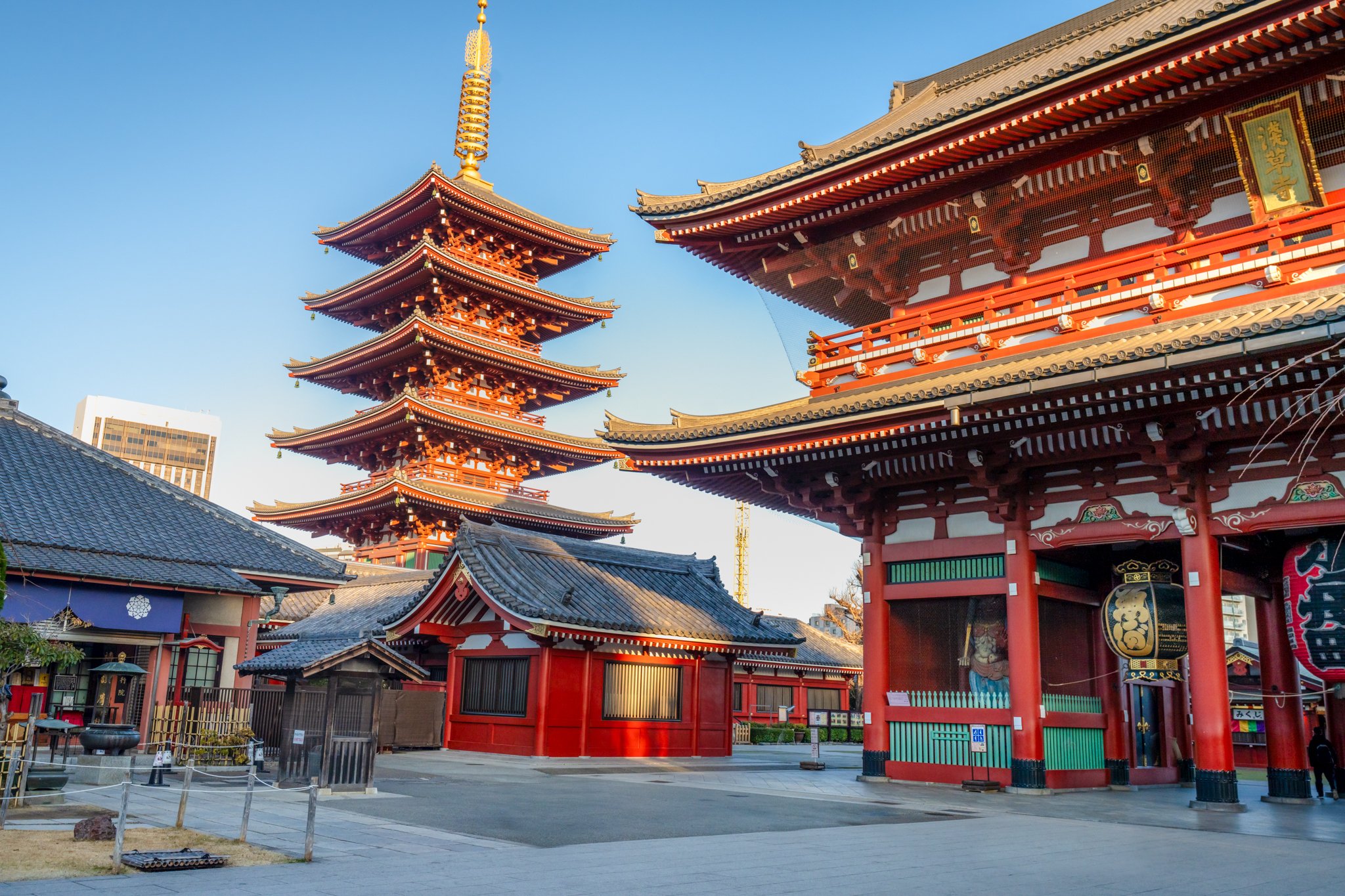 roamfreerebecca-Sensō-ji-temple-tokyo-japan-asia-00521