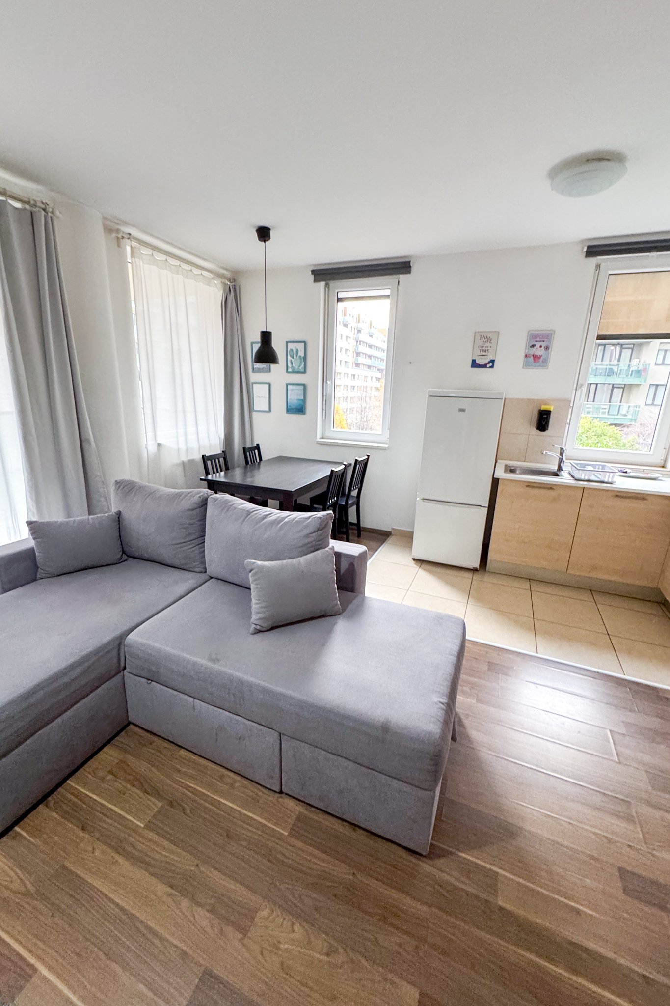 roamfreerebecca-noma-collective-apartment-budapest-hungary-europe-7595