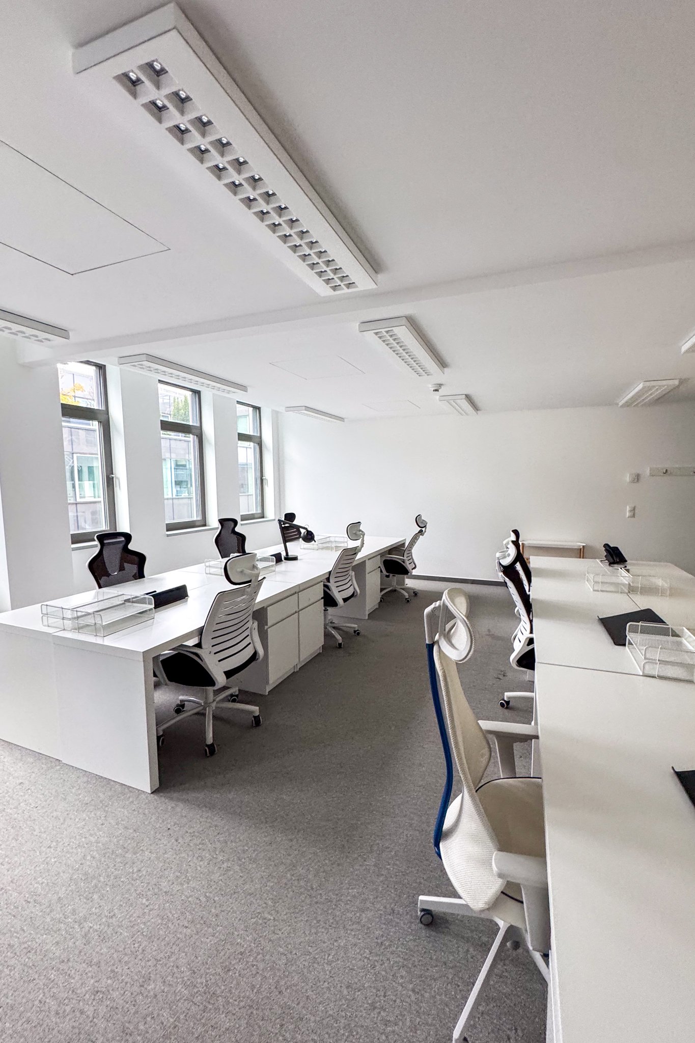 roamfreerebecca-noma-collective-coworking-office-budapest-hungary-europe-7655