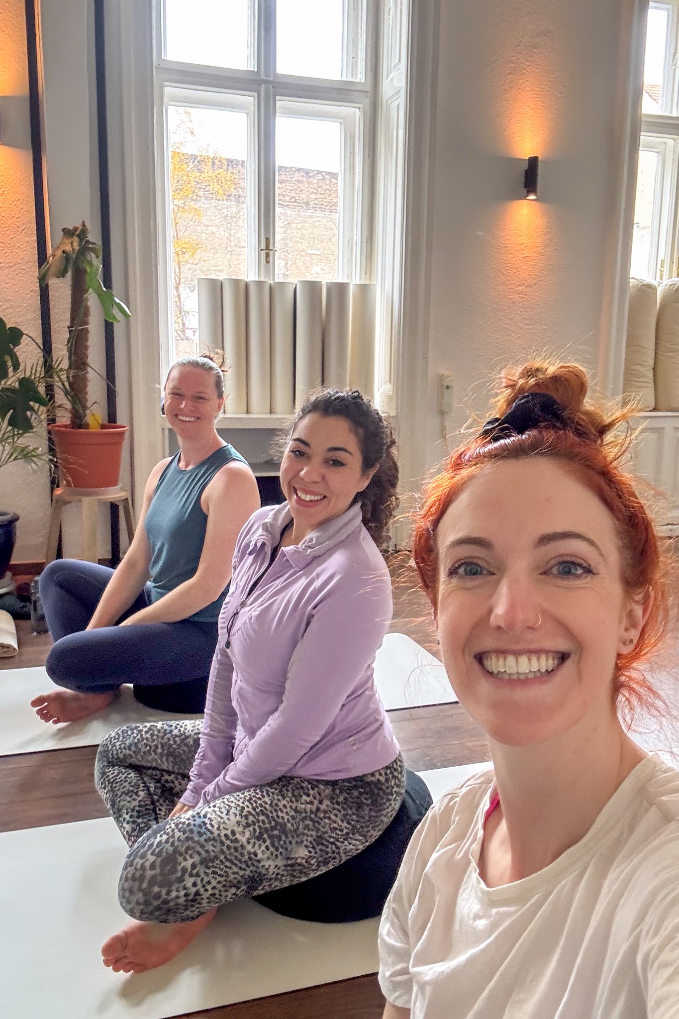 roamfreerebecca-yoga-noma-collective-digital-nomads-budapest-hungary-europe-7761