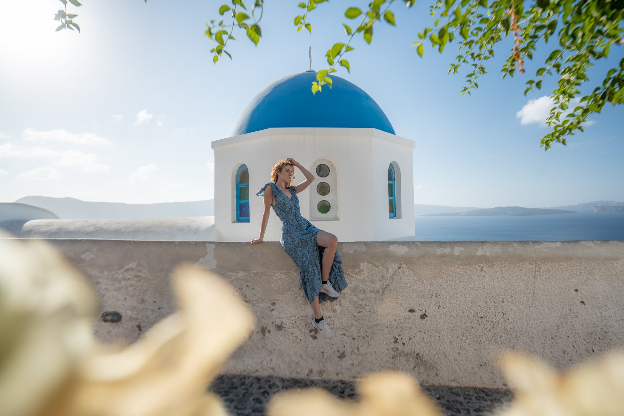 roamfreerebecca-blue-dome-oia-santorini-greece-europe-world-trip-06111