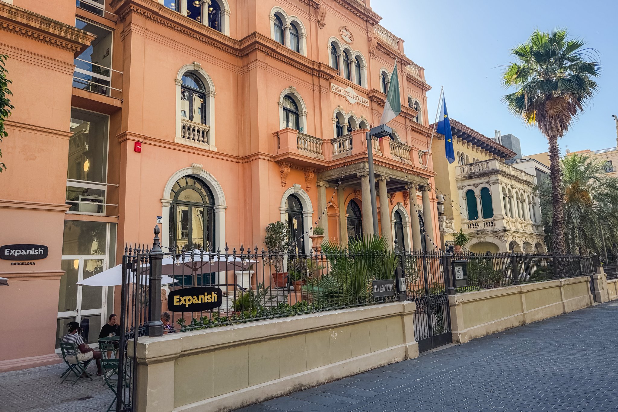 roamfreerebecca-expanish-barcelona-spain-europe-6985