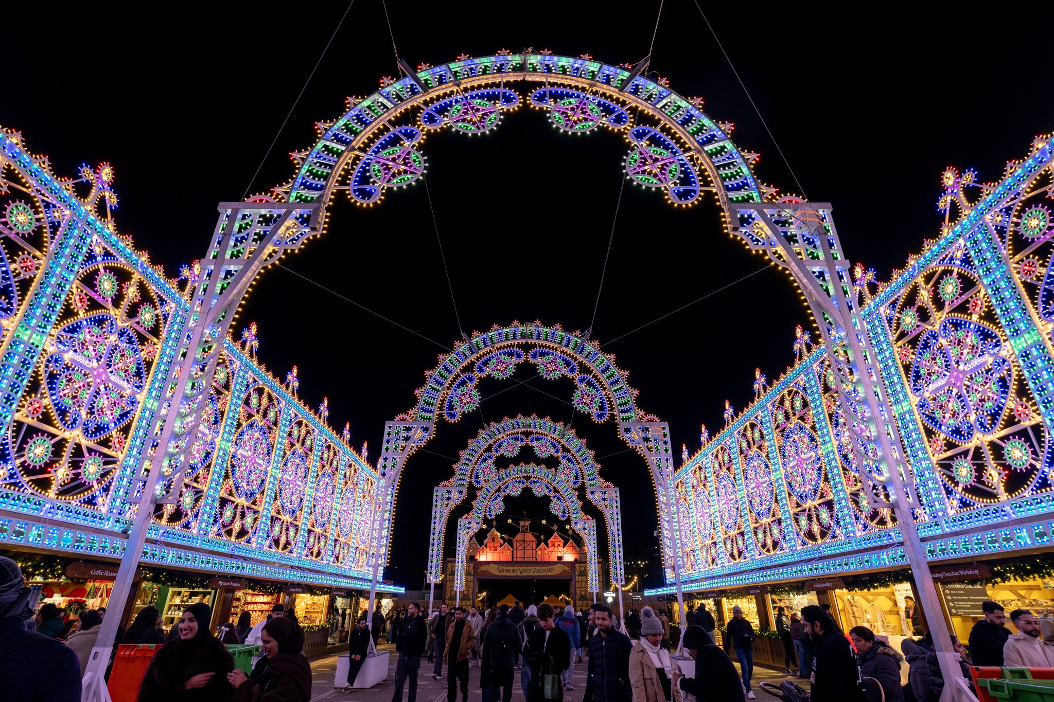 roamfreerebecca-hyde-park-winter-wonderland-london-christmas-markets-winter-london-england-united-kingdom-europe-00074